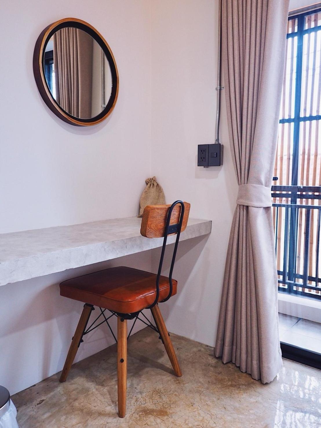 Hotel Luck Esan Loft Ubon Ratchathani Exterior foto